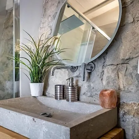 Luxury Limonaia With Jacuzzi Near Florence